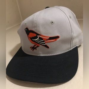 Baltimore Orioles vintage early 2000s snapback